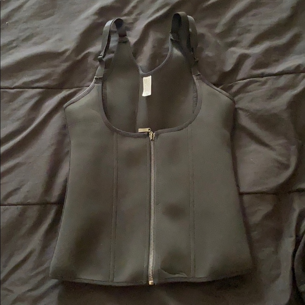 Waist trainer